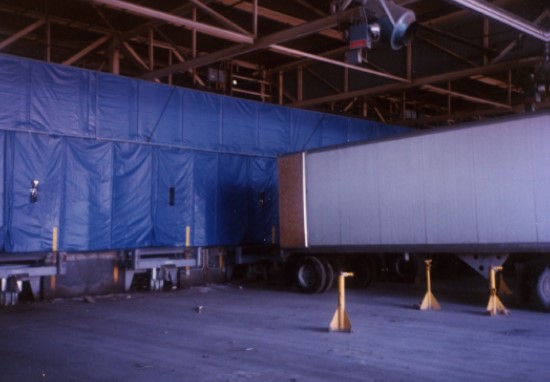 Vertical Lift Fabric Curtains: Flexible Space Separation for Modern Buildings